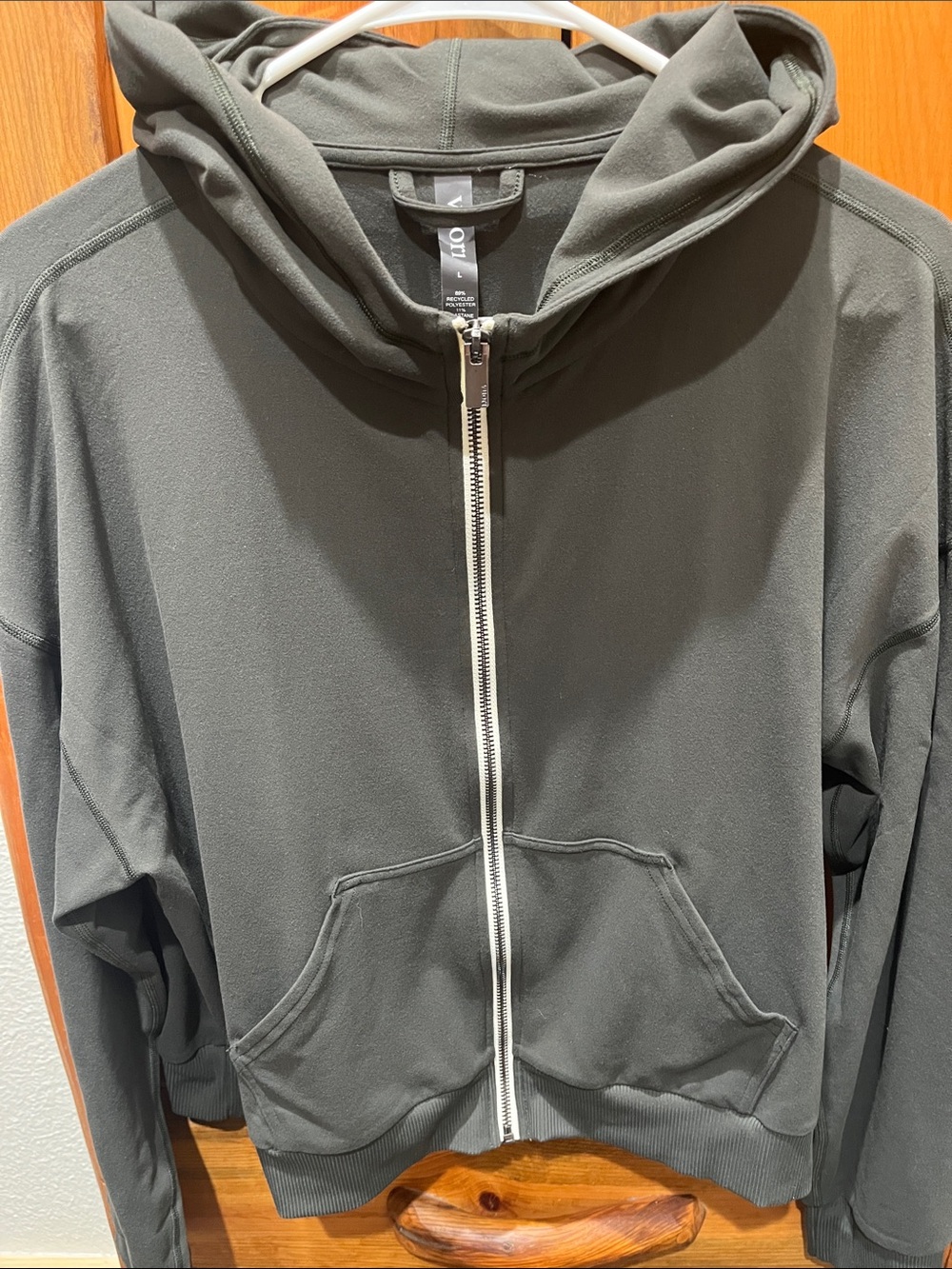 Vuori Womens Zip-Up Hoodie in Dark Olive Green